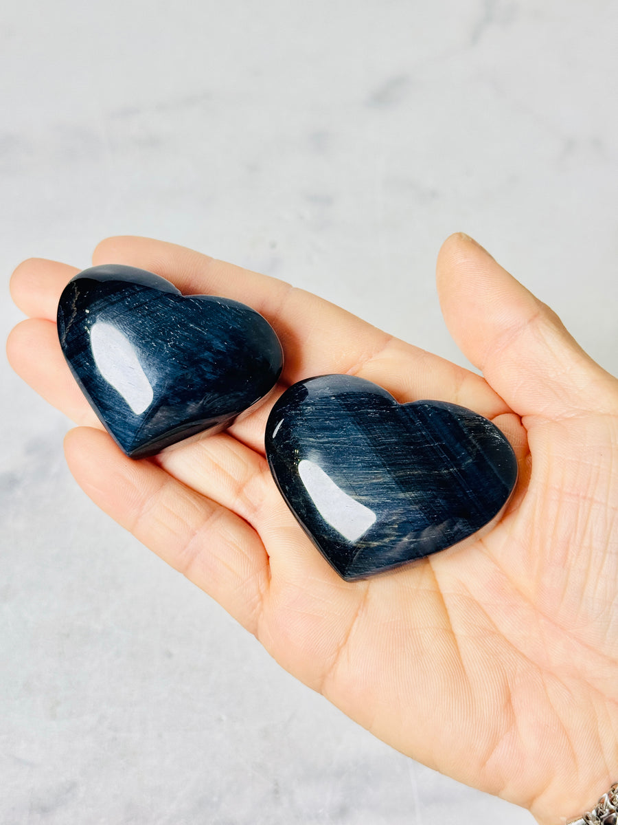 Blue Tiger Eye Heart Carving