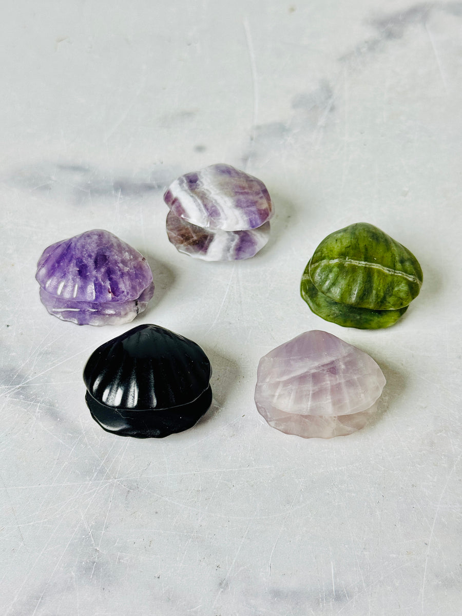 Mini Crystal Shell Carving