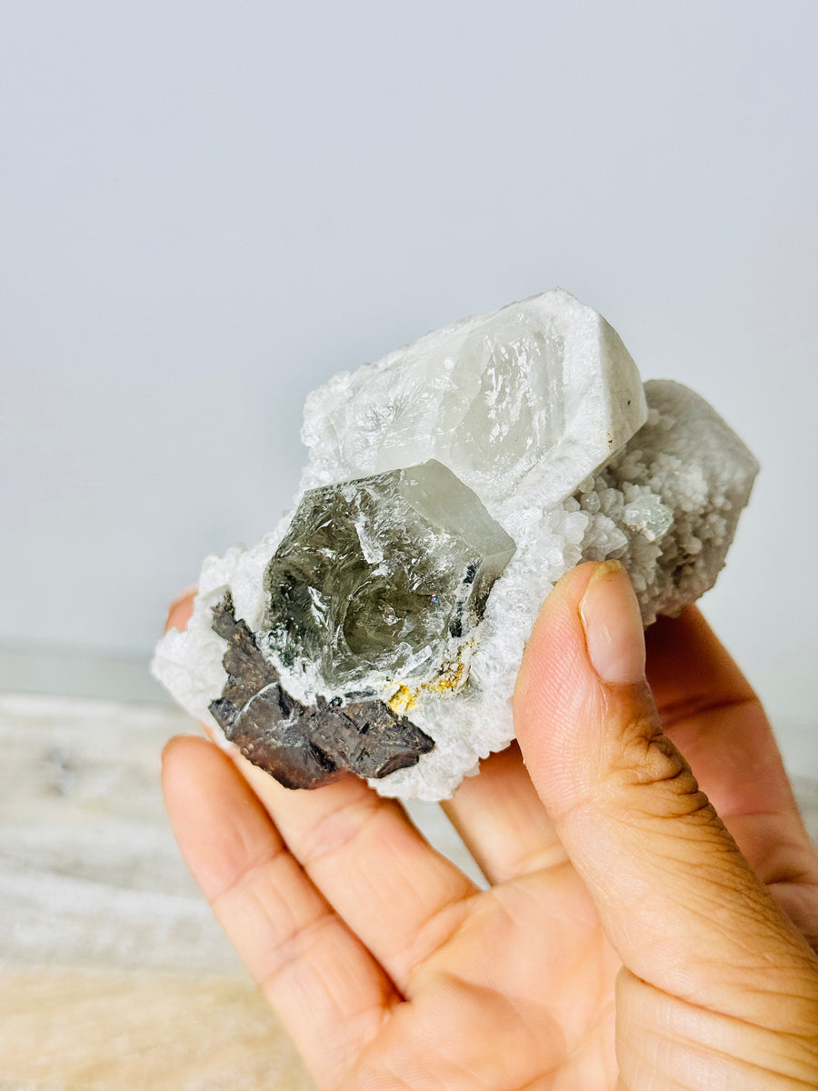 Candle Quartz with Green Fluorite from Inner Mongolia