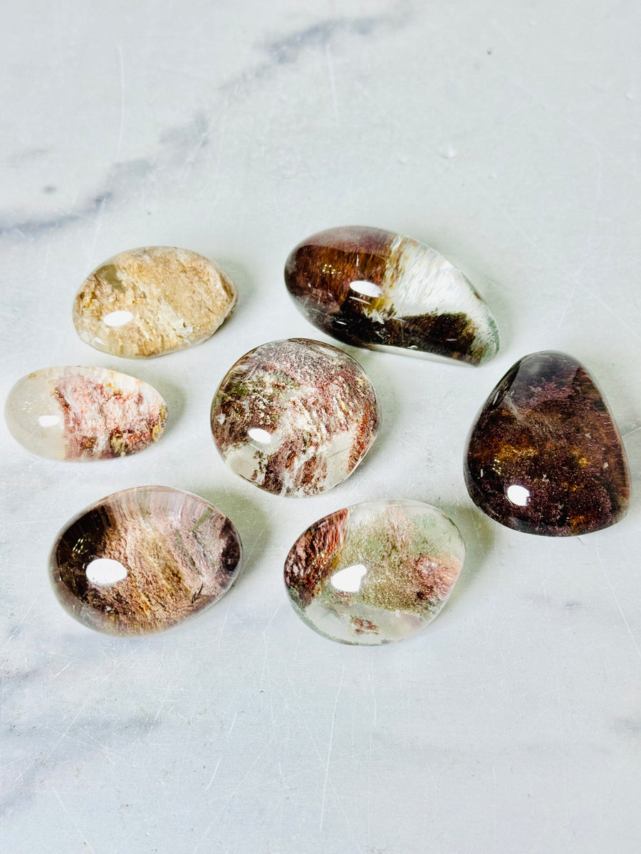 Garden Quartz Lens Carving