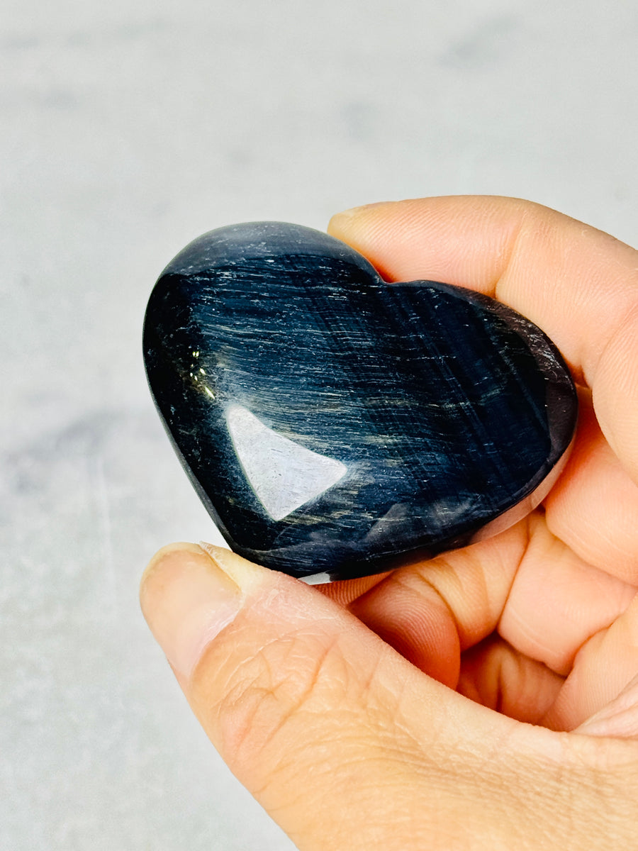 Blue Tiger Eye Heart Carving