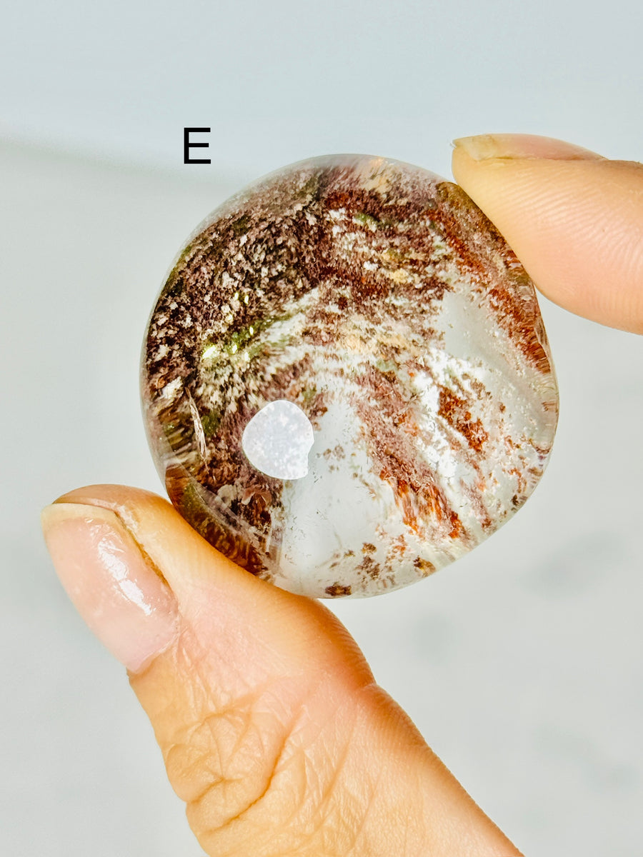 Garden Quartz Lens Carving