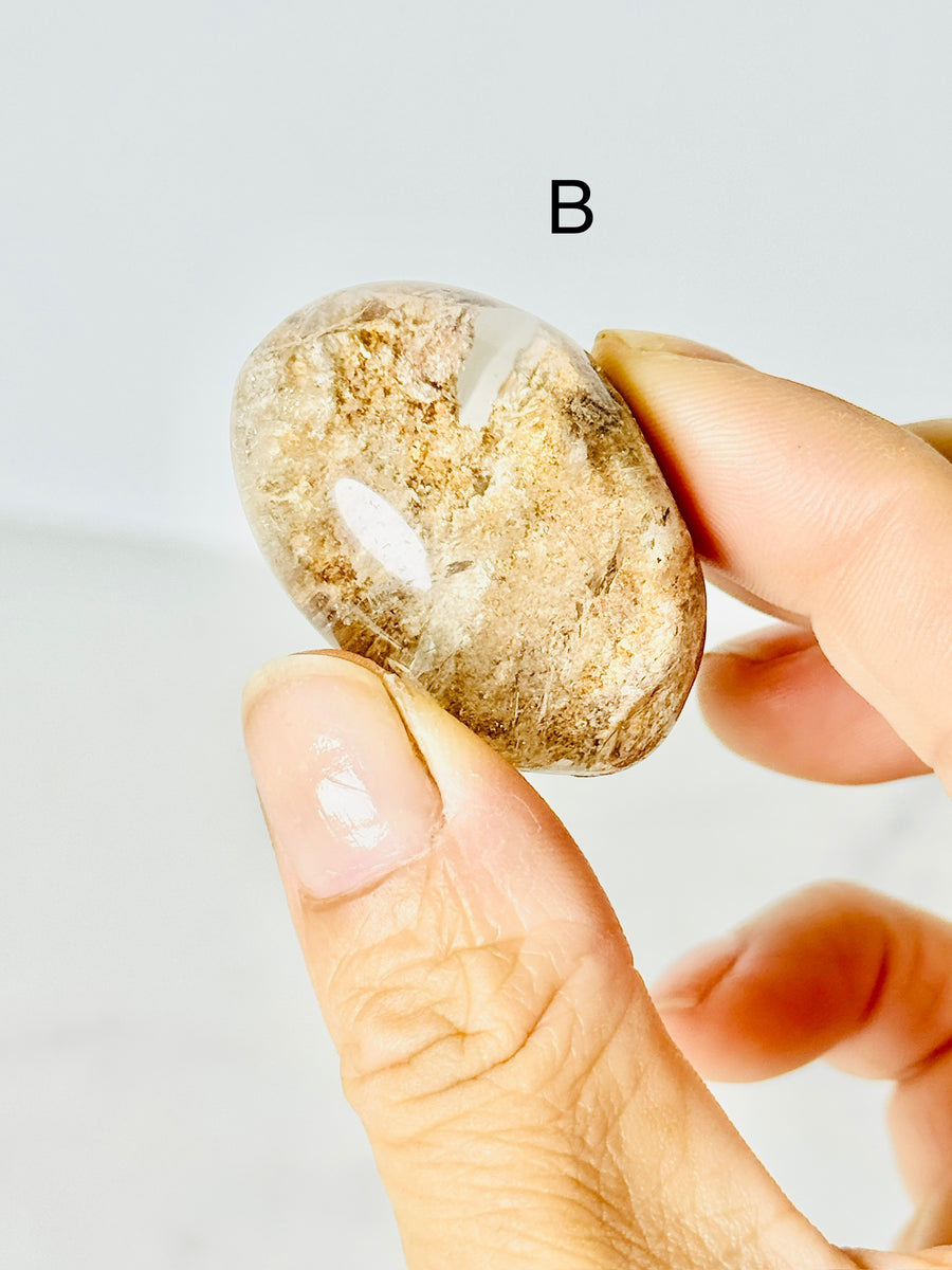 Garden Quartz Lens Carving