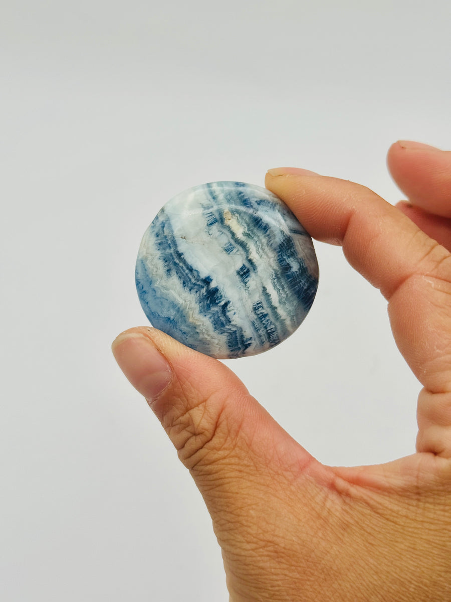 Blue Scheelite