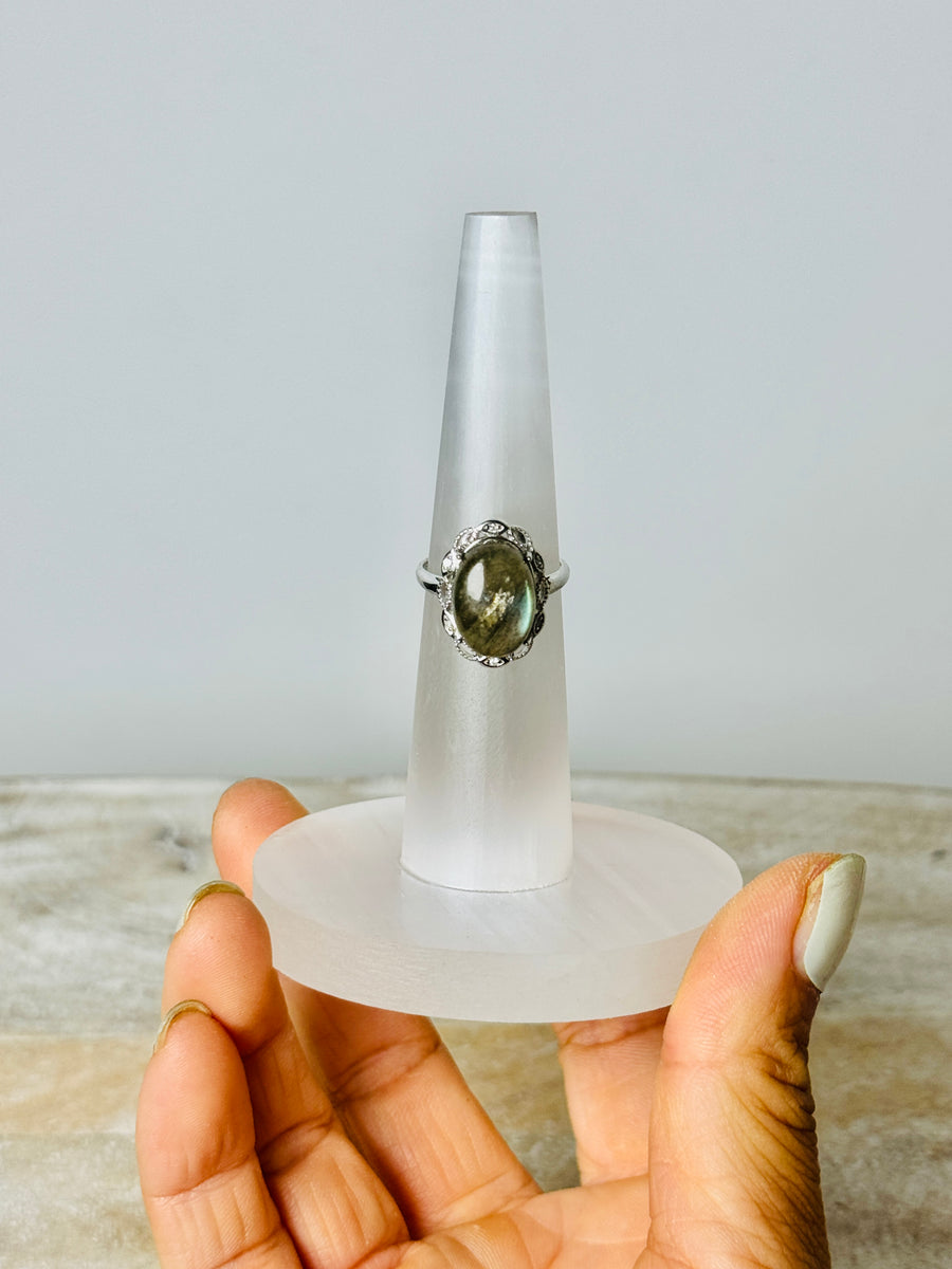 Satin Spar Ring Holder Carving