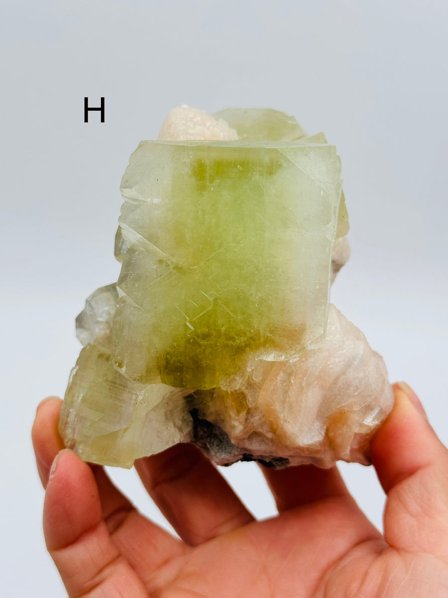 Green Apophyllite with Peach Stilbite