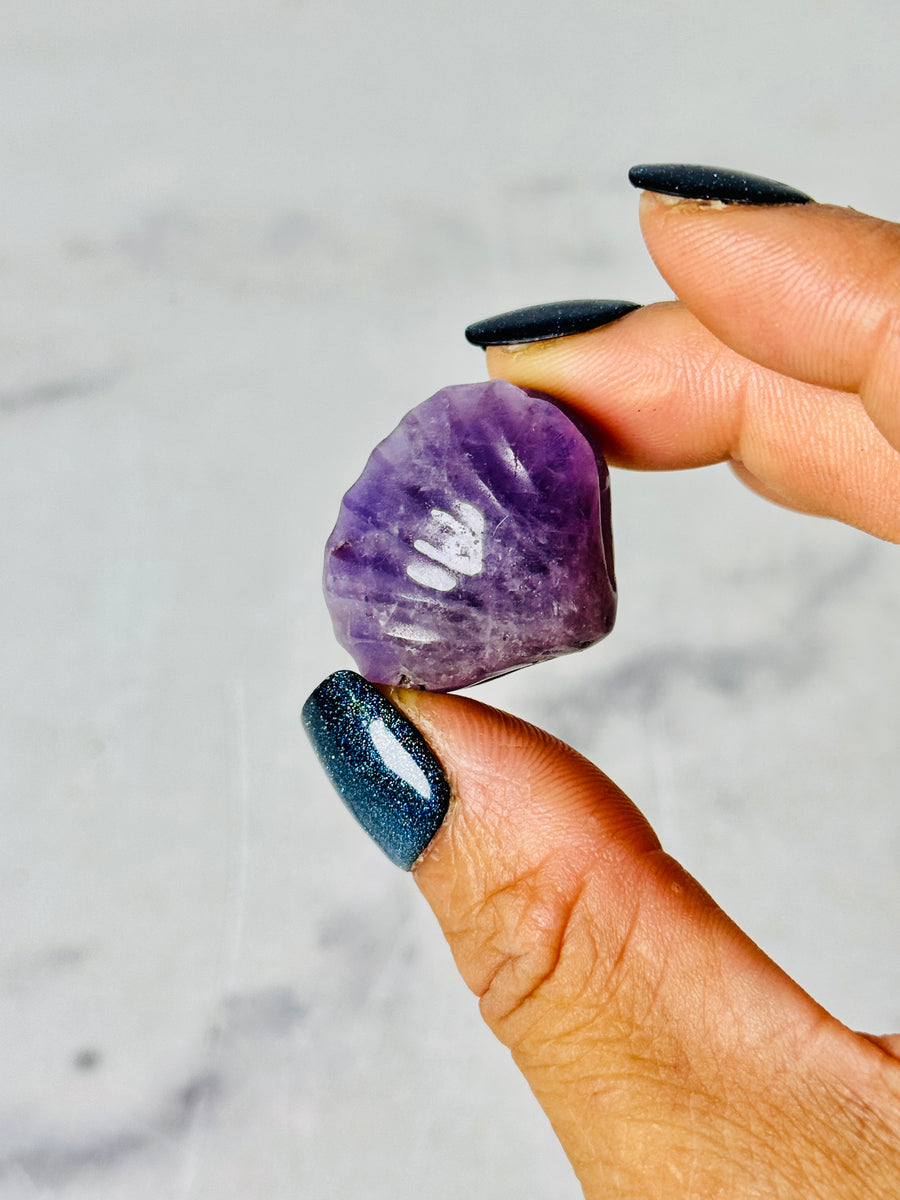 Mini Crystal Shell Carving