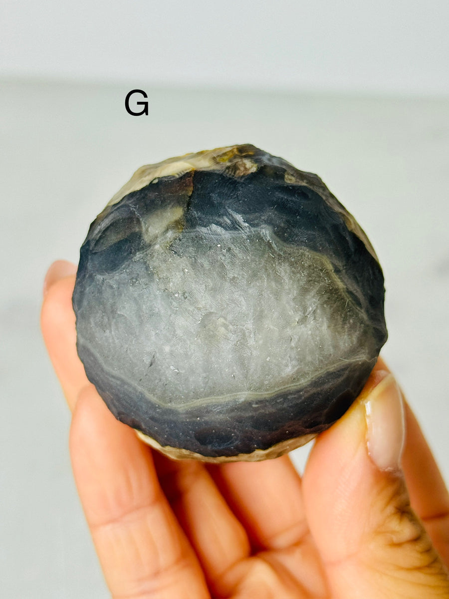 Volcano Agate Moon Carving